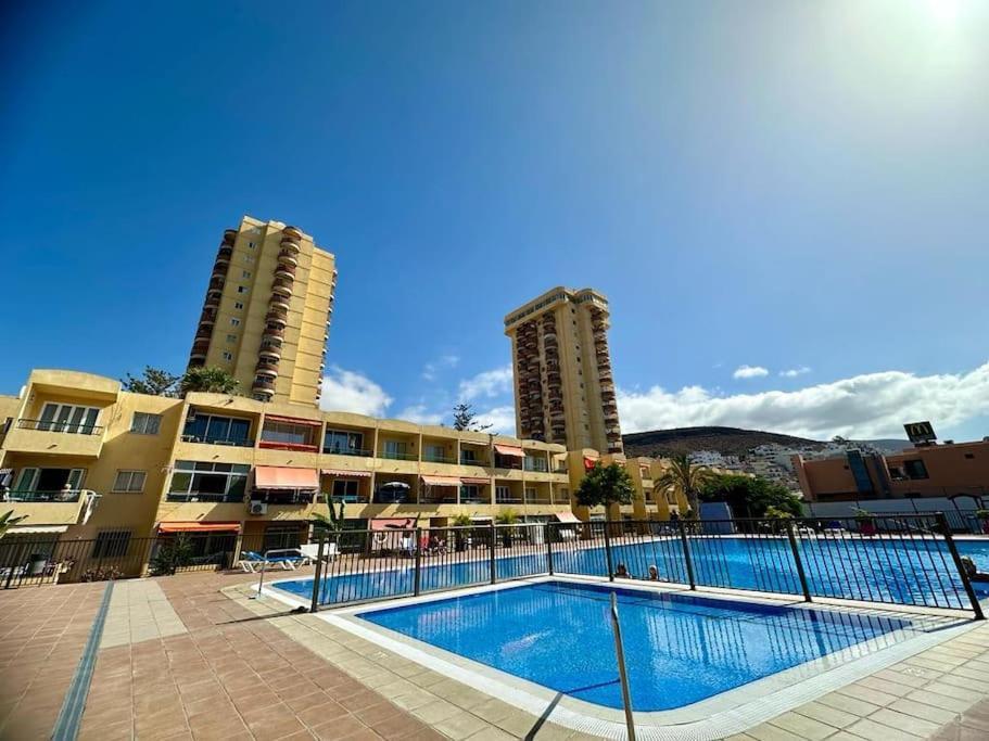 Апартаменти Las Vistas Beach Los Cristianos 2 Swimming Pools Екстер'єр фото